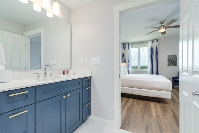 Building Photo - 9000 Heron Walk Dr