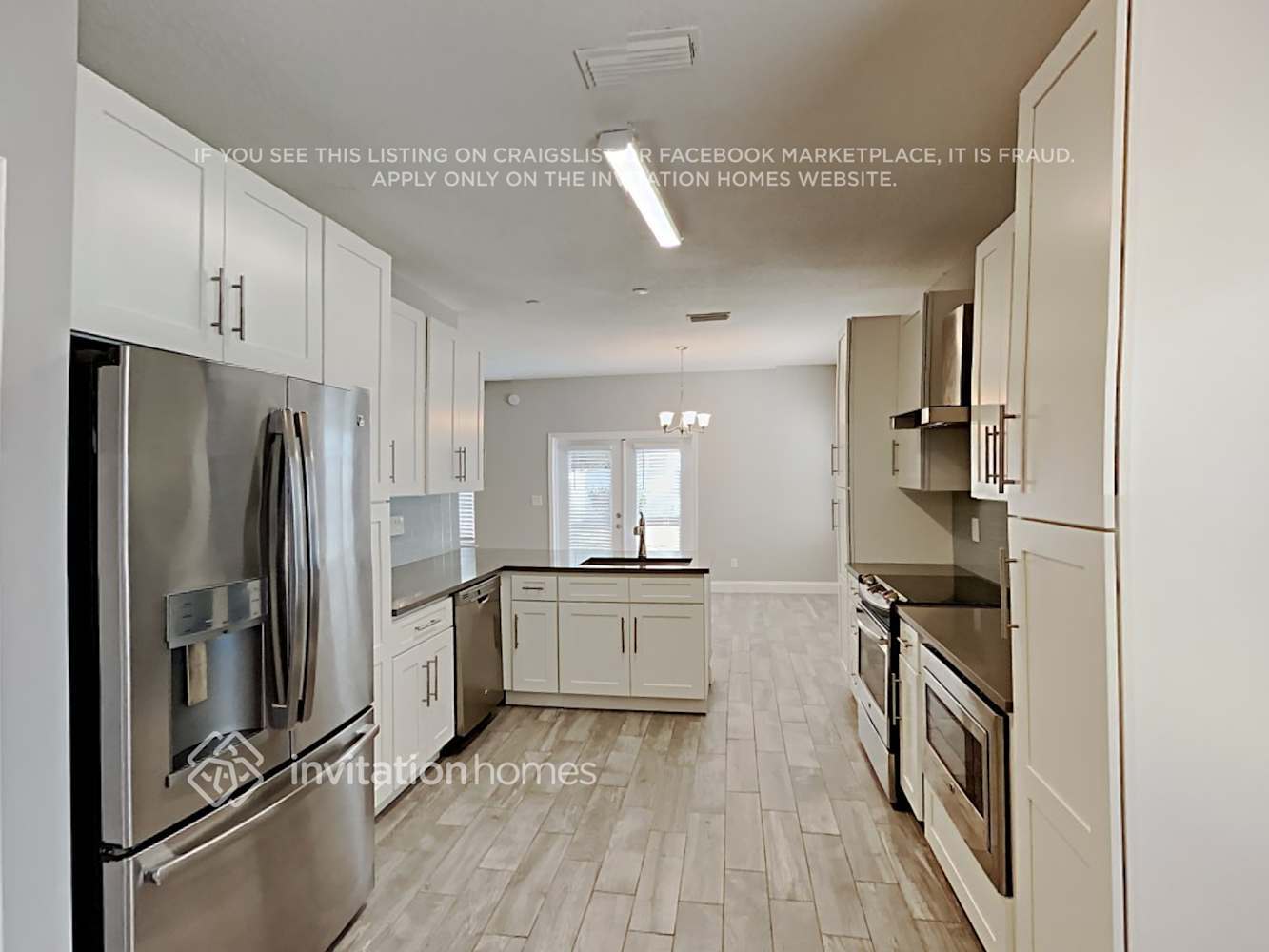 Building Photo - 3801 Pebble Brooke Circle South