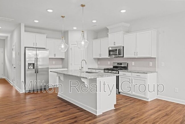 Building Photo - 45 Village Edge Dr