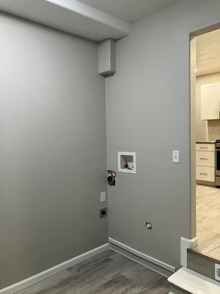 Building Photo - 1821 Lark Bunting Ln