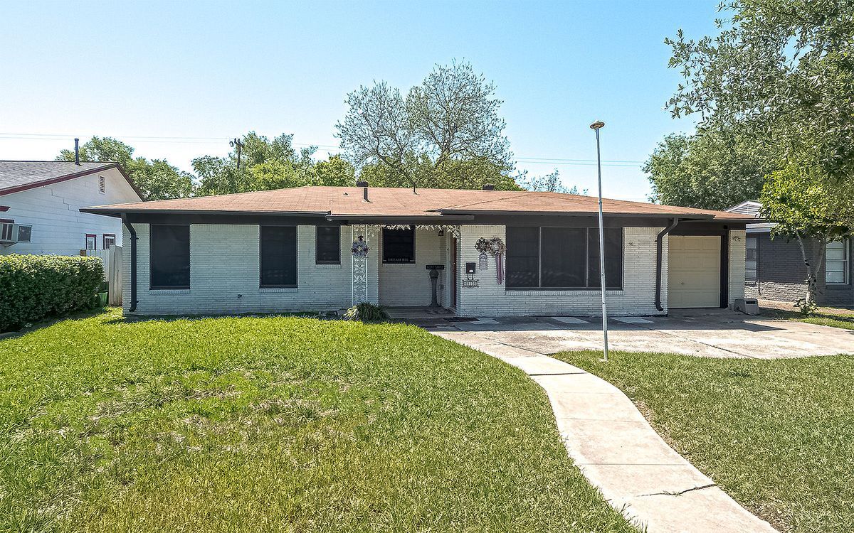 Building Photo - 418 Shannon Lee St