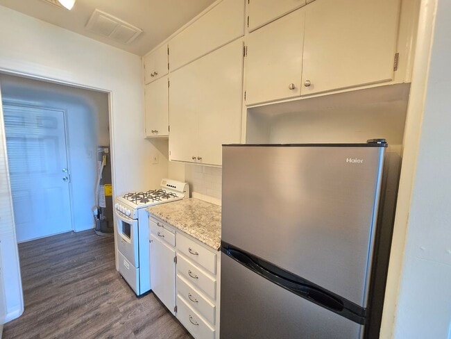 Building Photo - 1 Bed 1 Bath Apartment in Historic Glendale