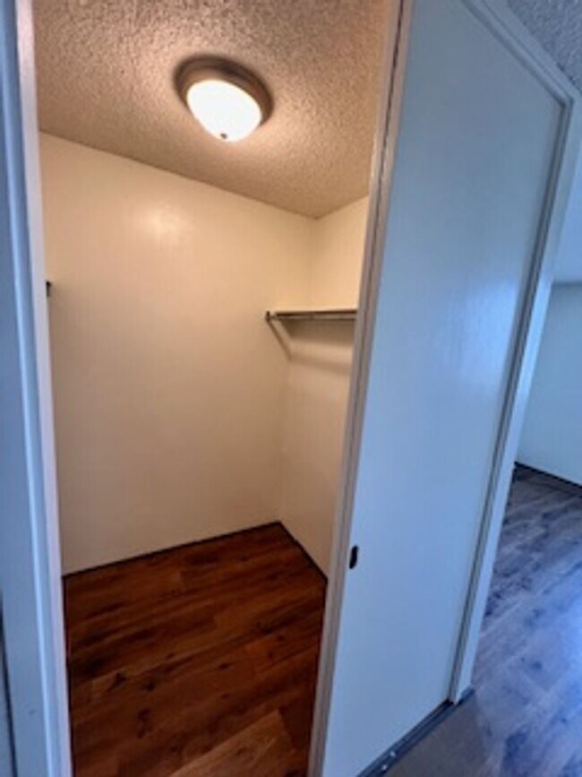 Building Photo - 2-Bedroom, 2-Bath Condo for Rent at Surfview