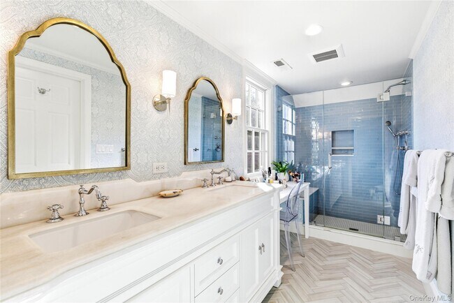 Building Photo - 15 Overlook Pl