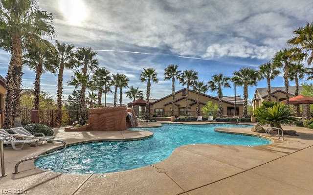 Building Photo - 8250 N Grand Canyon Dr