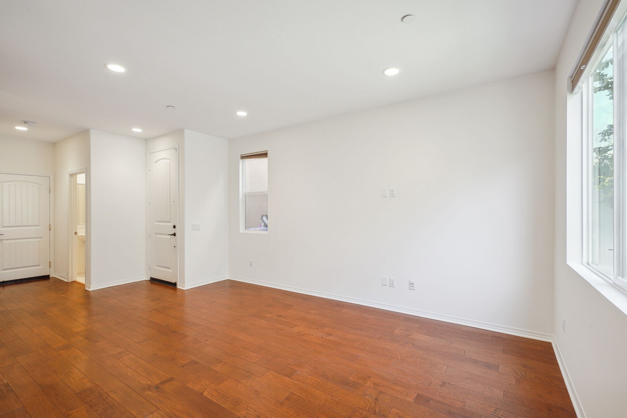 Building Photo - 5858 Levi Ln