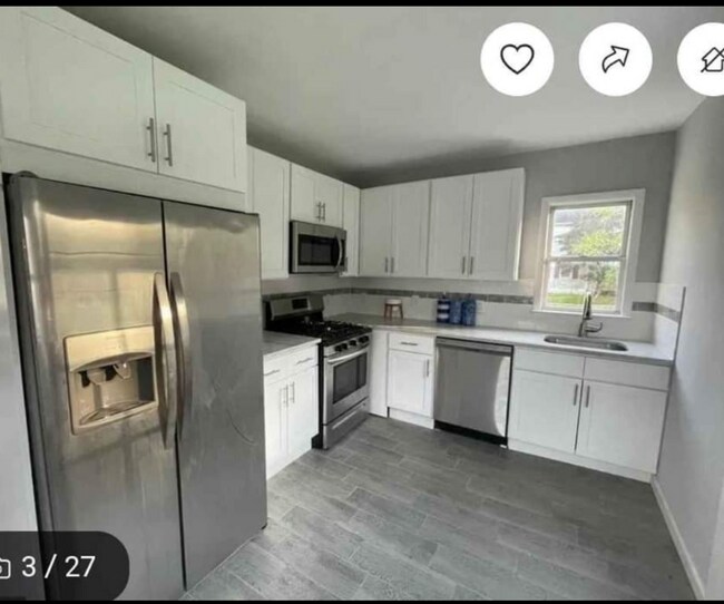 Building Photo - 119 S Academy St