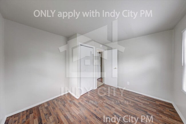 Building Photo - 3232 Normandy Rd
