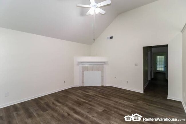 Building Photo - Newly Remodeled Southaven Home