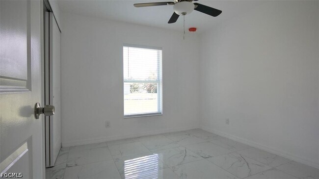 Building Photo - 3433 Jeffcott St