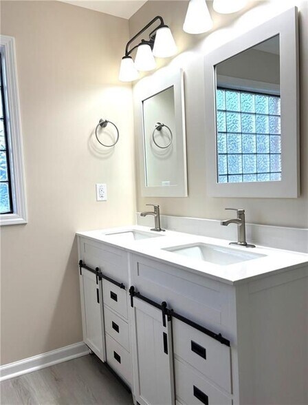 Building Photo - 895 Brickleridge Ln SE