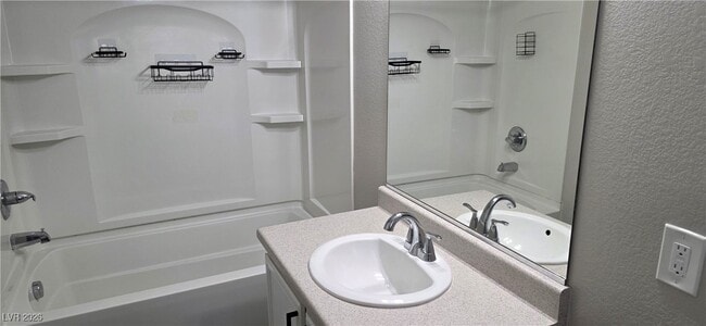 Building Photo - 6237 Capehart Falls St