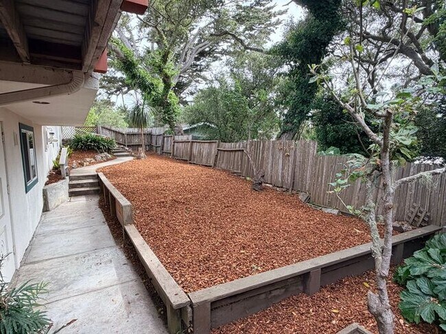 Building Photo - Conveniently Located in Pacific Grove – Lovely 2 Bedroom, 2 Bathroom Cottage-Style Home