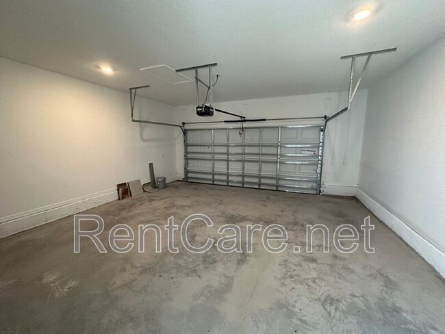 Building Photo - 6541 Cyrils Dr