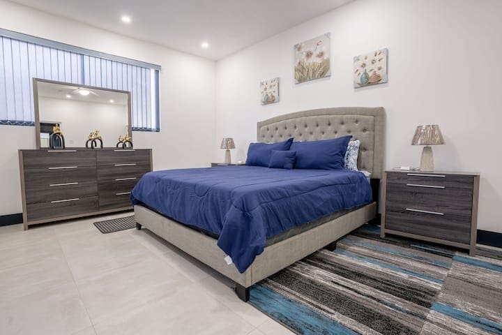 Building Photo - 2200 N Interstate 35E