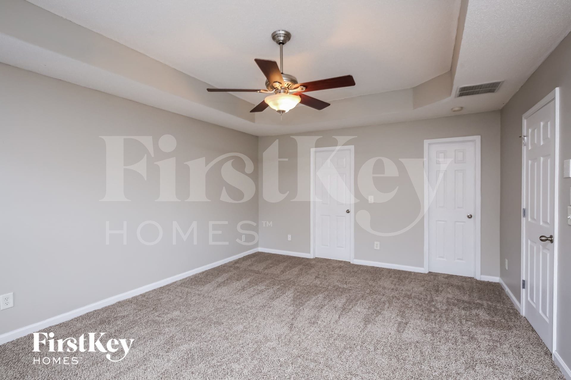 Building Photo - 148 Red Hawk Dr