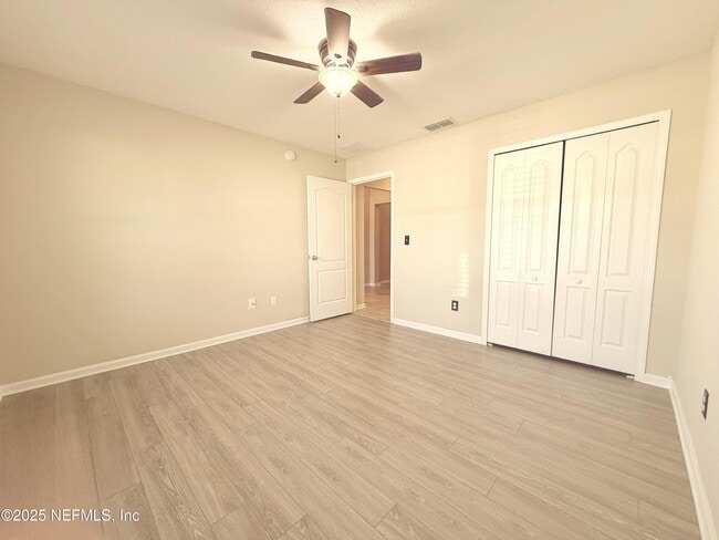 Building Photo - 2715 Salt Lake Dr