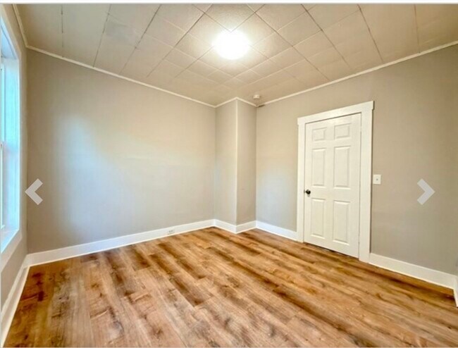 Building Photo - 16 1/2 Winslow St