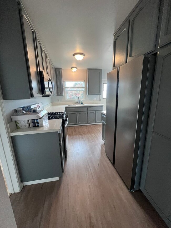 Building Photo - Imperial Beach! Coastal Charm Meets Everyd...