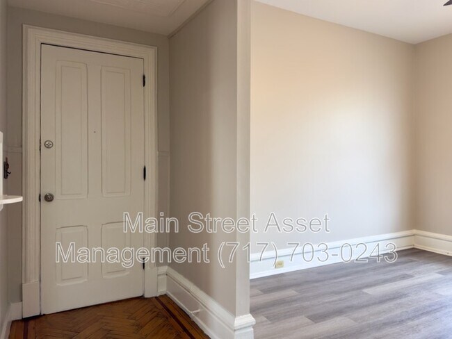 Building Photo - 2011 N 3rd St