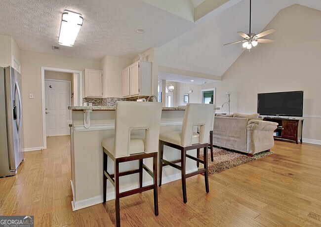 Building Photo - 304 Lamella Ln