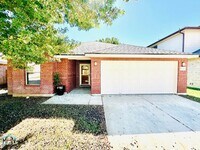 Building Photo - Spacious and Well Designed 3 Bedroom 2.5 Bath, Located in the far Northeast and North Central San...