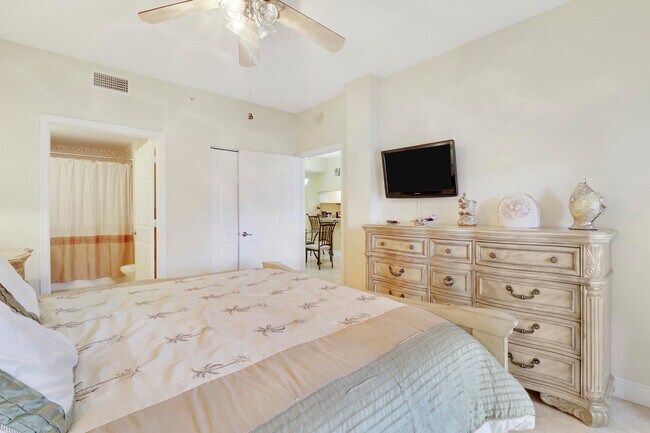 Building Photo - 2802 Sarento Pl