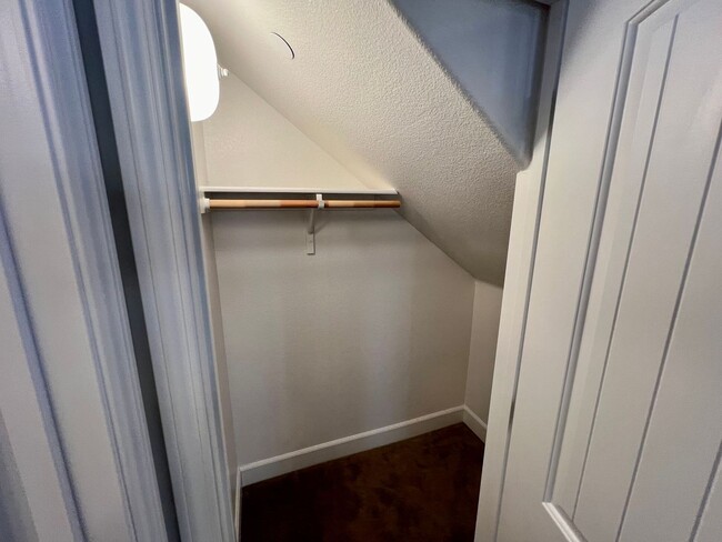 Building Photo - Lovely East Garrison 3 bedroom 2.5 bathroo...