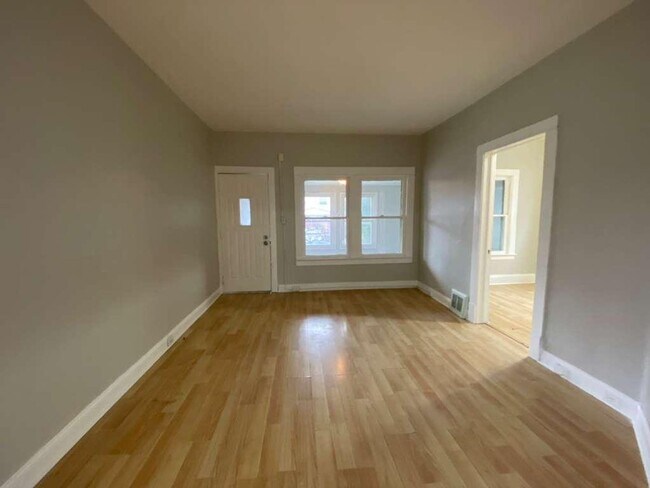 Building Photo - 7918 Force Ave