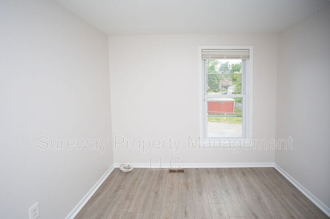 Building Photo - 121 Rancocas Rd