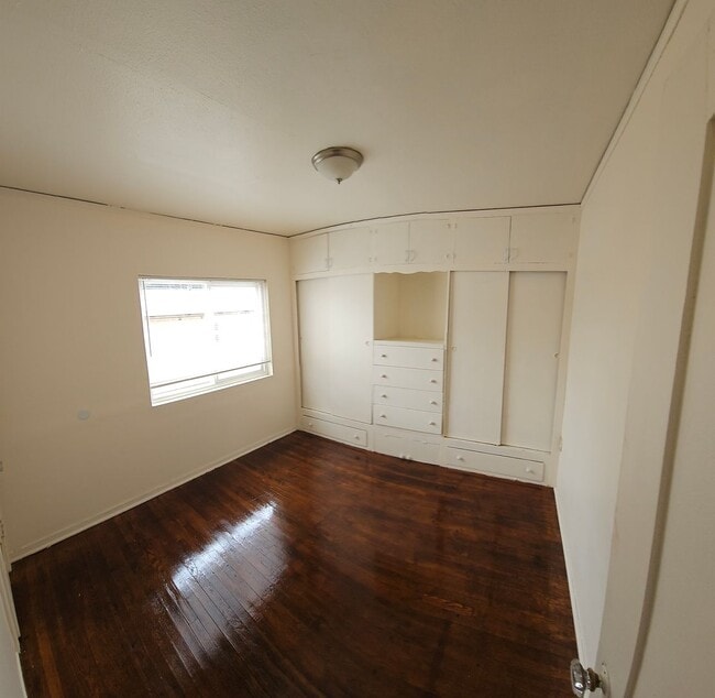 Building Photo - Vintage Spanish Style2 Bedroom in Golden Hill
