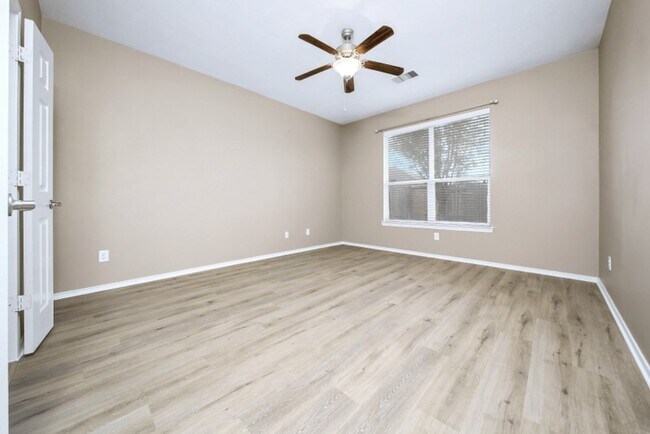 Building Photo - 19715 Shallow Shaft Ln