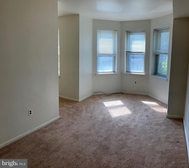 Building Photo - 745 S 22nd St