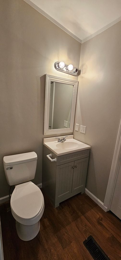 Building Photo - Spacious 3-bedroom, 2-bathroom mobile home. Showings Coming Soon!