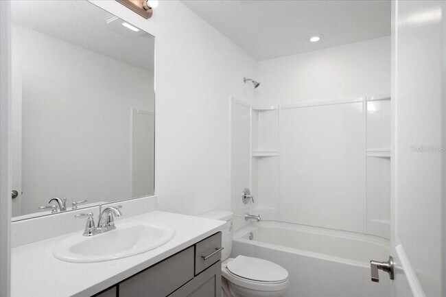 Building Photo - 5756 Haven Ter