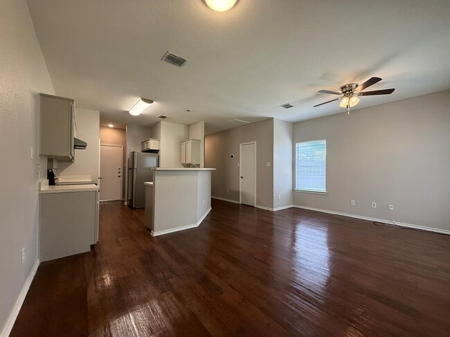 Building Photo - 6726 Windrift Way