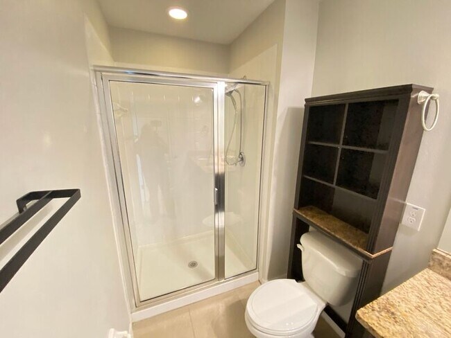 Building Photo - 600 Northern Way