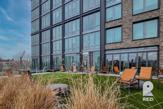 Building Photo - 2401 Third Ave