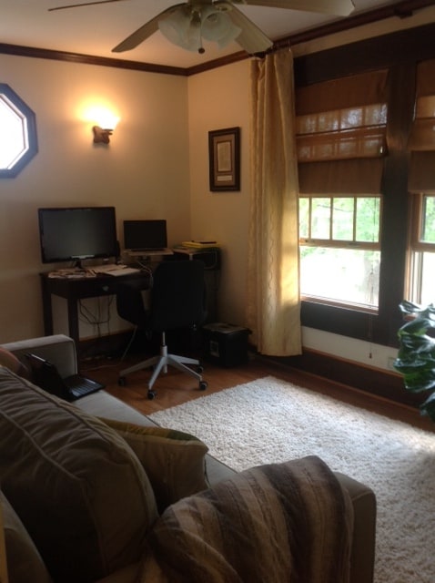 Building Photo - 5919 Velasco Ave