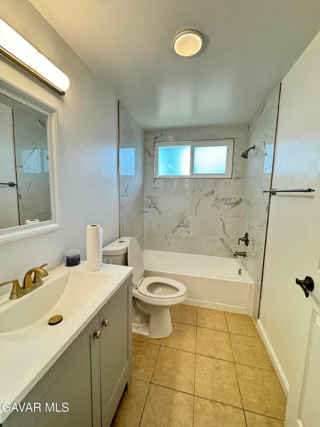 Building Photo - 21325 Bancroft Ct