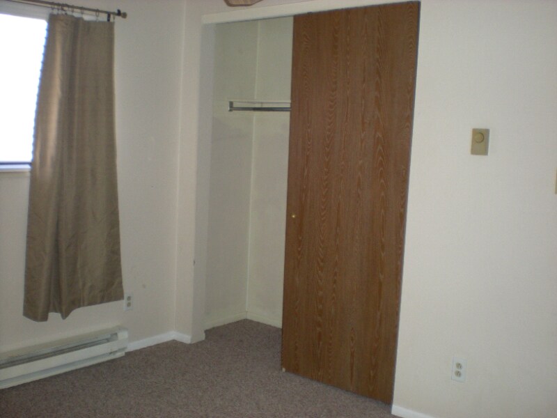 Building Photo - 114 Glenda Dr