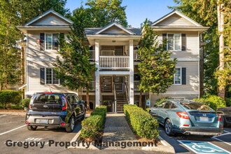 Building Photo - 12120 NE 172nd Pl