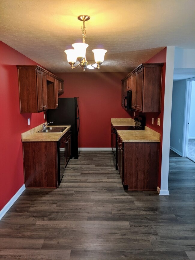 Building Photo - 10501 Chariot Run Ct
