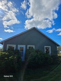 Building Photo - $600 Move In Credit! Charming Country Home in Silver Creek