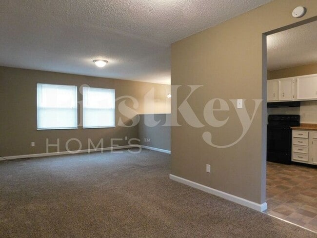 Building Photo - 2489 Millvalley Dr