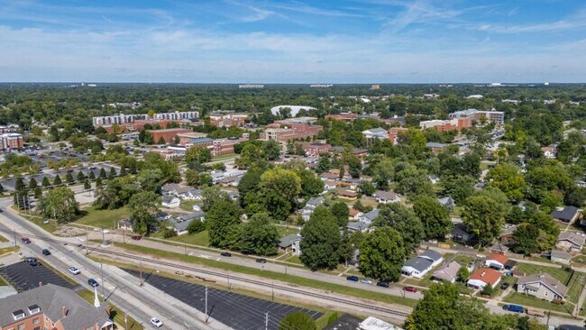 Building Photo - 4109 Weaver Ave