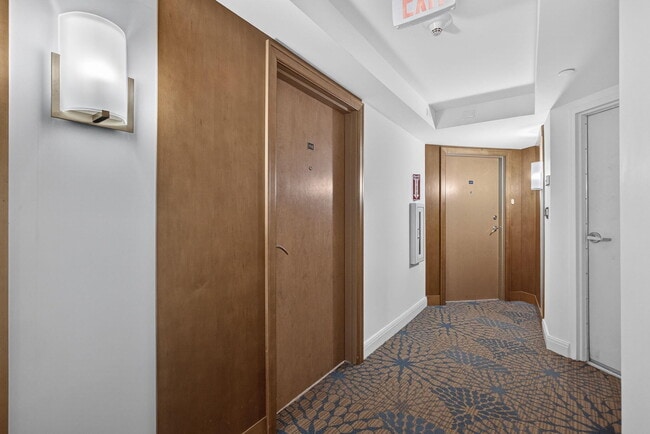 Building Photo - 3000 N Ocean Dr