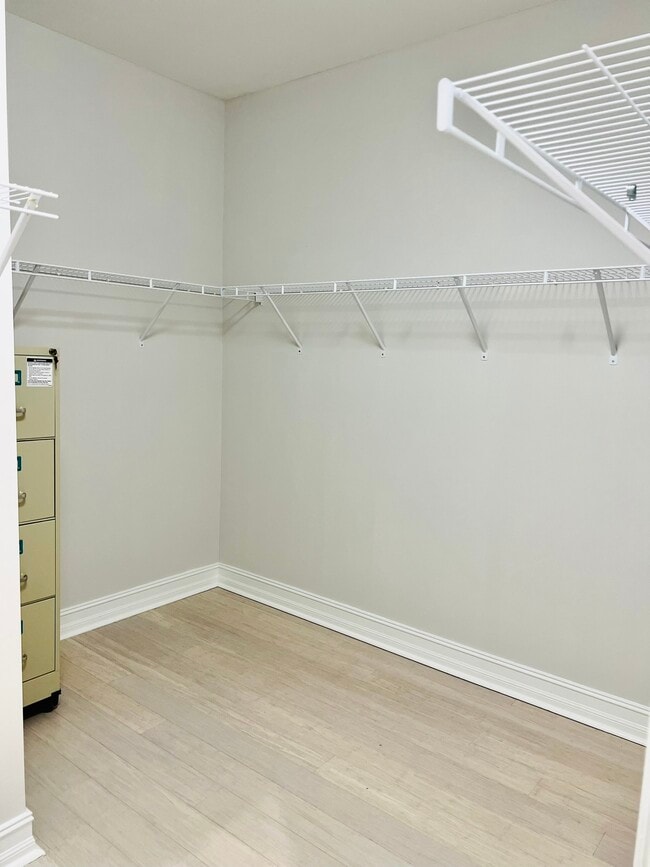 Building Photo - 7841 Bristol Cir