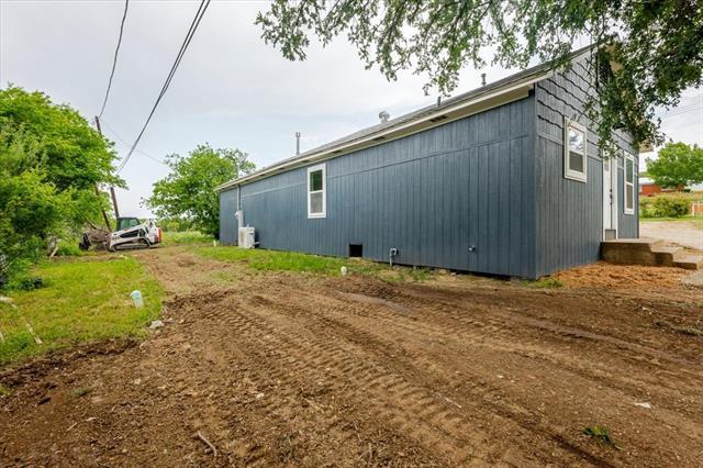 Building Photo - 1202 SW 11th Ave