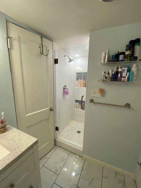 Building Photo - 6124 N 18th Dr